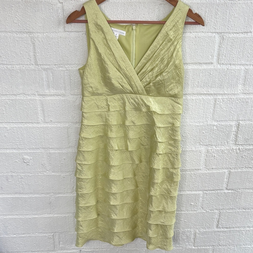 London Times Ruffle Shimmer Tiered Sleeveless Green Midi Dress sz 8